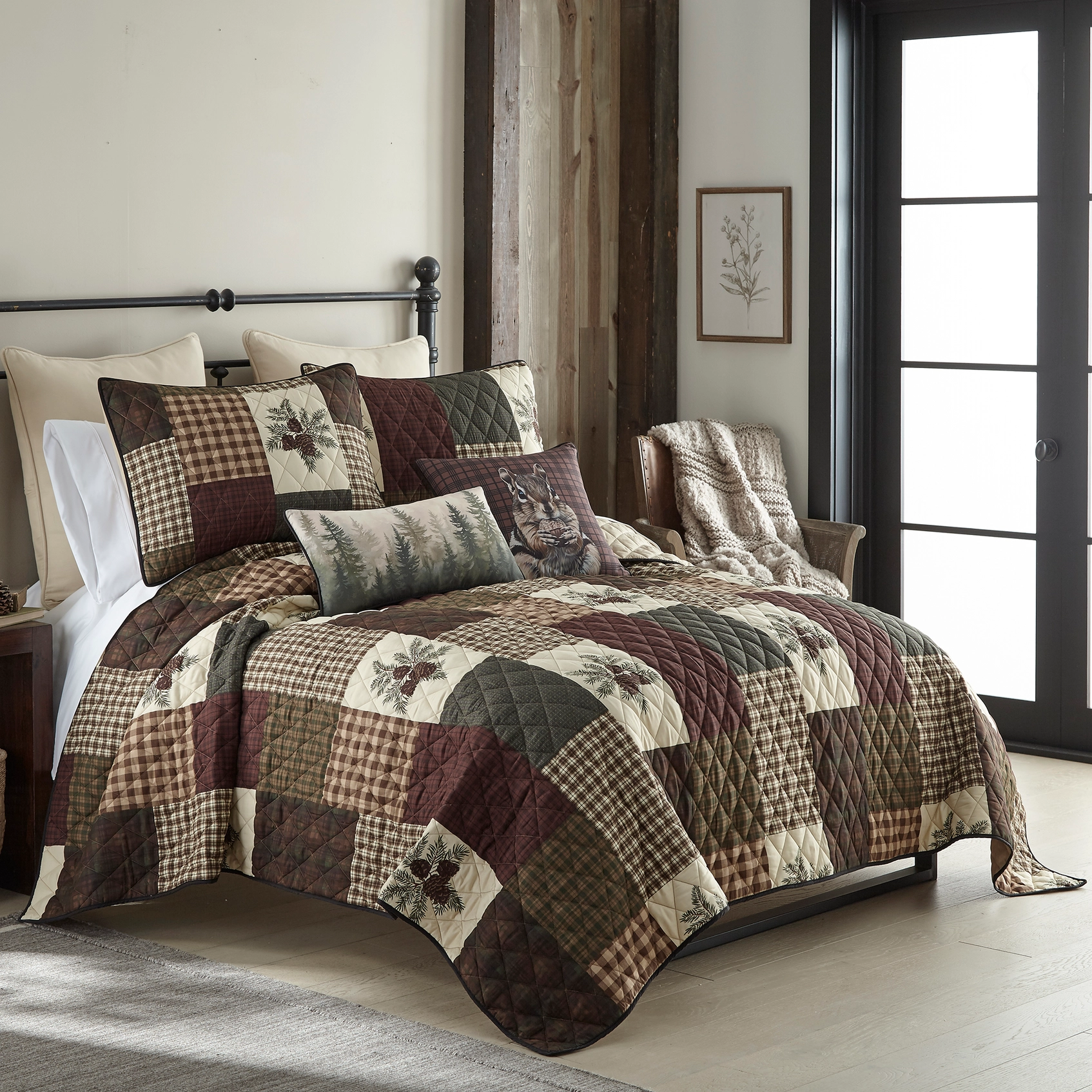 Pine Panels Polyester Quilt Collection